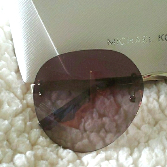 NWT Michael Kors Sydney Aviator Sunglasses - Picture 2 of 13